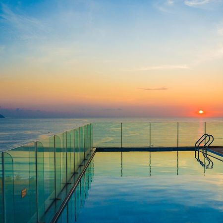Alani Sea View Hotel Danang Exterior photo