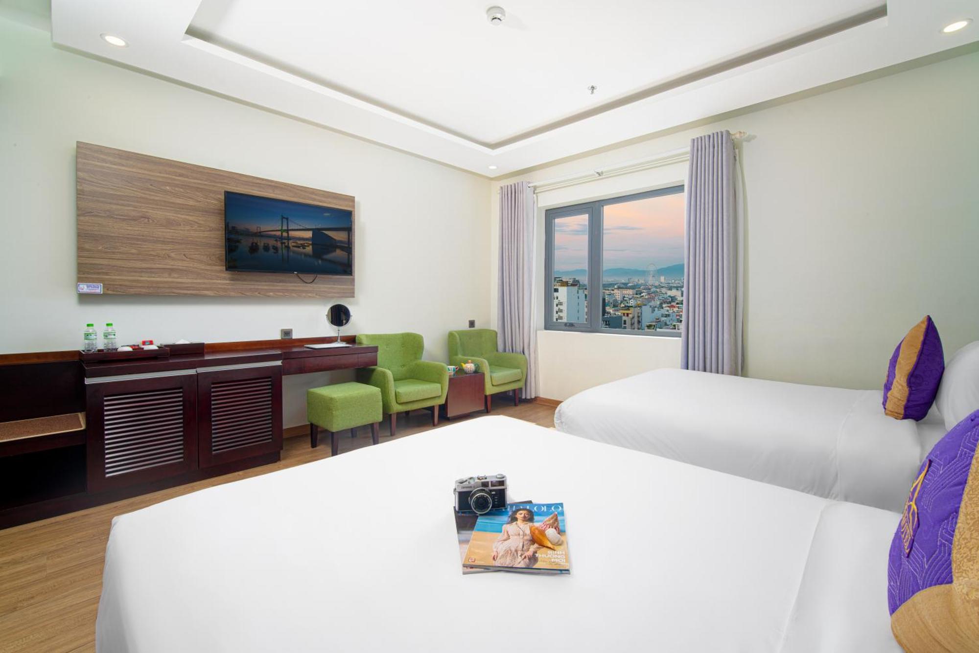 Alani Sea View Hotel Danang Exterior photo